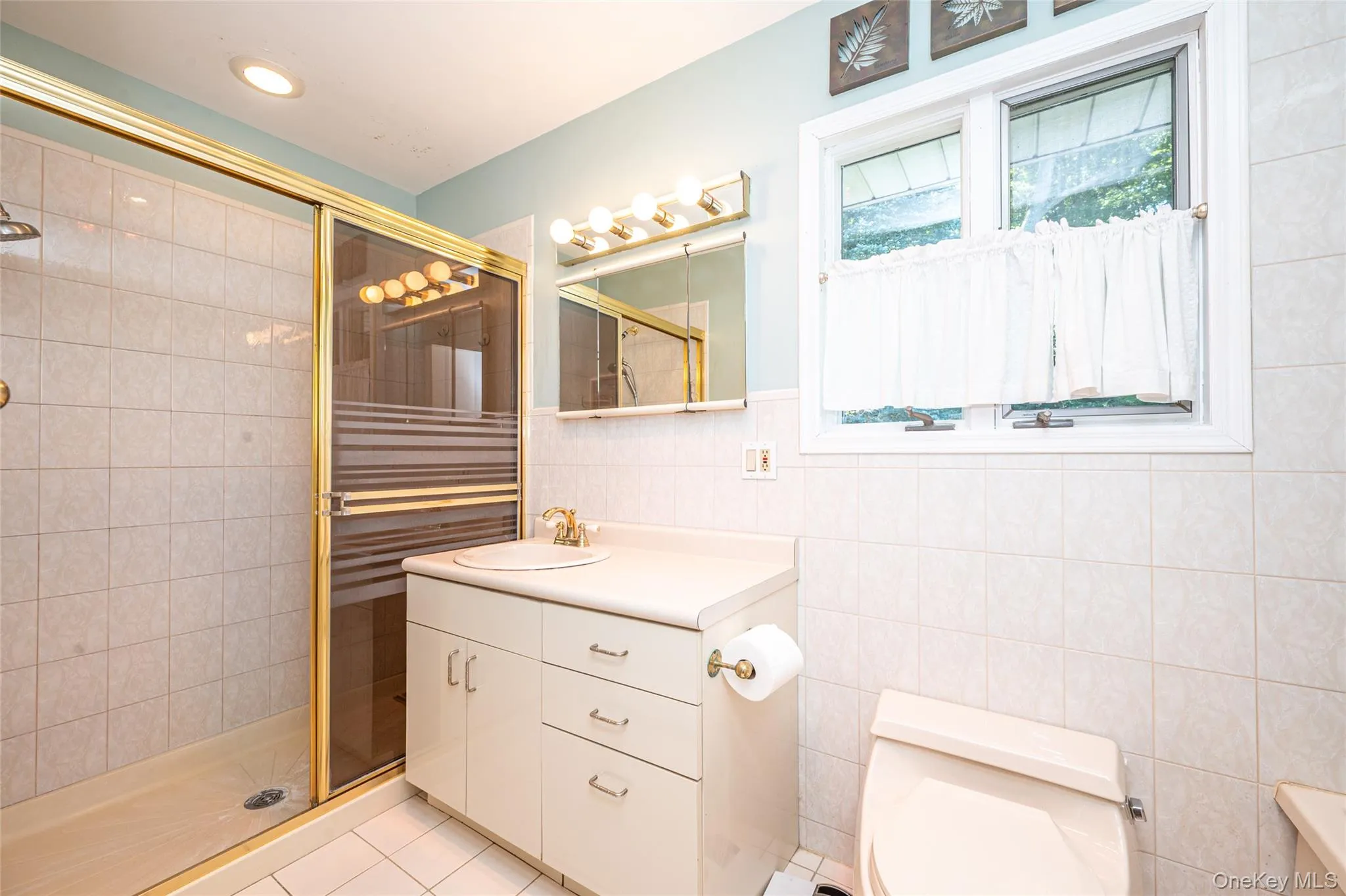 40 Somerset Drive, Smithtown, NY, 3 Bedrooms Bedrooms, 7 Rooms Rooms,1 BathroomBathrooms,Residential Lease,For Rent,Somerset,0,1039038 40 Somerset Drive, Smithtown, NY, 3 Bedrooms Bedrooms, 7 Rooms Rooms,1 BathroomBathrooms,Residential Lease,For Rent,Somerset,0,1039038