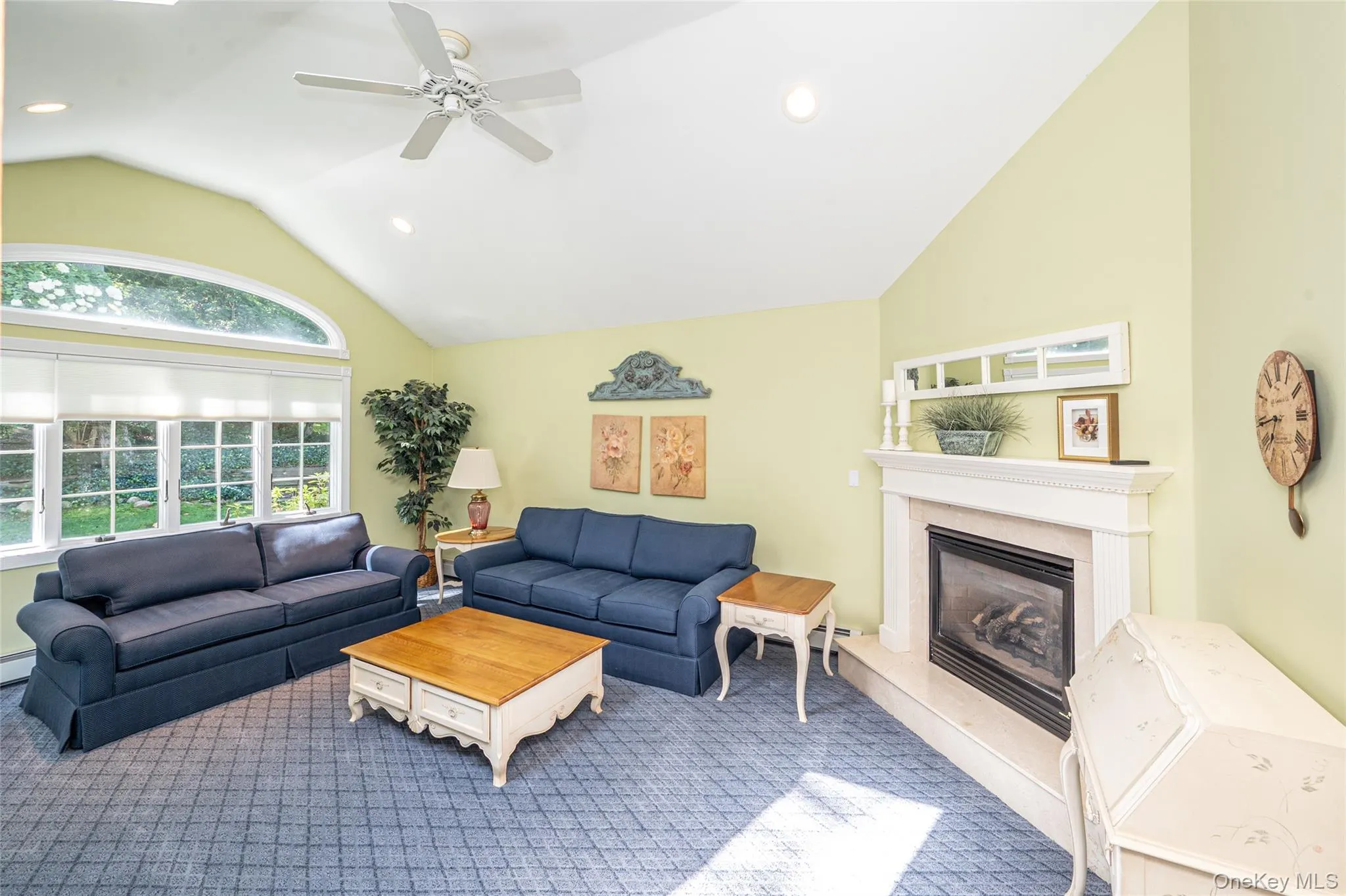 40 Somerset Drive, Smithtown, NY, 3 Bedrooms Bedrooms, 7 Rooms Rooms,1 BathroomBathrooms,Residential Lease,For Rent,Somerset,0,1039038 40 Somerset Drive, Smithtown, NY, 3 Bedrooms Bedrooms, 7 Rooms Rooms,1 BathroomBathrooms,Residential Lease,For Rent,Somerset,0,1039038