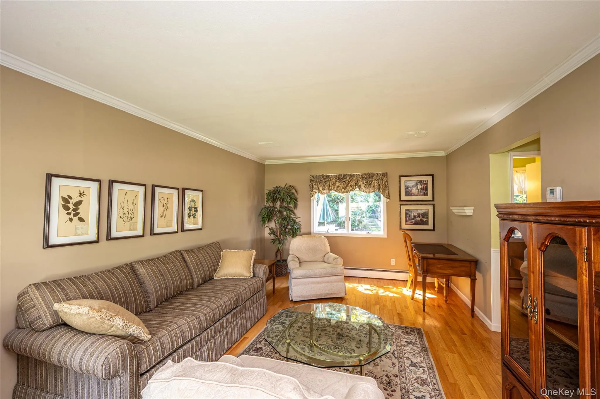 40 Somerset Drive, Smithtown, NY, 3 Bedrooms Bedrooms, 7 Rooms Rooms,1 BathroomBathrooms,Residential Lease,For Rent,Somerset,0,1039038 40 Somerset Drive, Smithtown, NY, 3 Bedrooms Bedrooms, 7 Rooms Rooms,1 BathroomBathrooms,Residential Lease,For Rent,Somerset,0,1039038