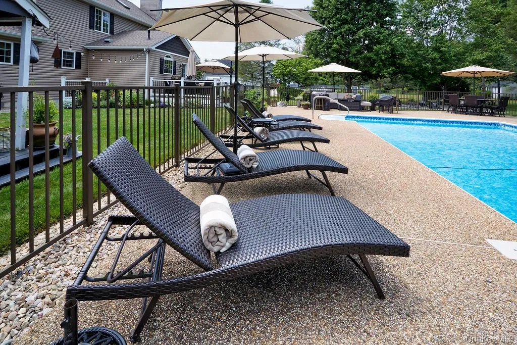 117 Moonlight Drive, East Fishkill, NY, 4 Bedrooms Bedrooms, 10 Rooms Rooms,2 BathroomsBathrooms,Residential,For Rent,Moonlight,0,1039039 117 Moonlight Drive, East Fishkill, NY, 4 Bedrooms Bedrooms, 10 Rooms Rooms,2 BathroomsBathrooms,Residential,For Rent,Moonlight,0,1039039