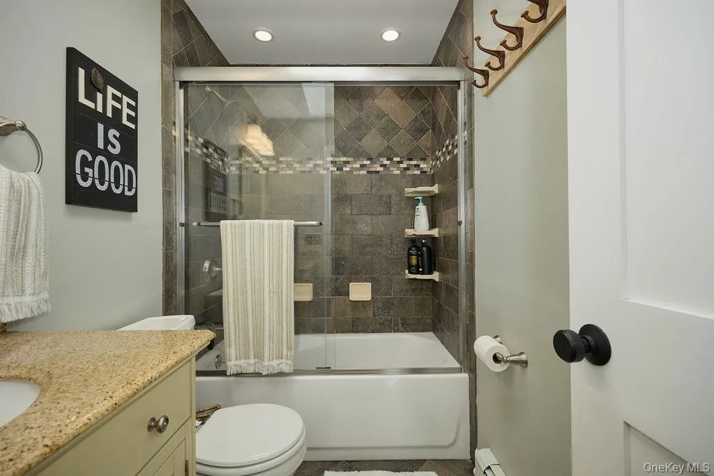 117 Moonlight Drive, East Fishkill, NY, 4 Bedrooms Bedrooms, 10 Rooms Rooms,2 BathroomsBathrooms,Residential,For Rent,Moonlight,0,1039039 117 Moonlight Drive, East Fishkill, NY, 4 Bedrooms Bedrooms, 10 Rooms Rooms,2 BathroomsBathrooms,Residential,For Rent,Moonlight,0,1039039