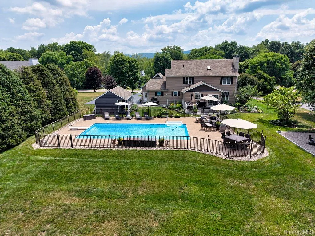 117 Moonlight Drive, East Fishkill, NY, 4 Bedrooms Bedrooms, 10 Rooms Rooms,2 BathroomsBathrooms,Residential,For Rent,Moonlight,0,1039039 117 Moonlight Drive, East Fishkill, NY, 4 Bedrooms Bedrooms, 10 Rooms Rooms,2 BathroomsBathrooms,Residential,For Rent,Moonlight,0,1039039