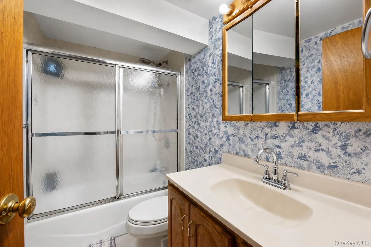 1024 First Avenue, Hempstead, NY, 7 Bedrooms Bedrooms, 12 Rooms Rooms,3 BathroomsBathrooms,Residential,For Rent,First,0,1039041 1024 First Avenue, Hempstead, NY, 7 Bedrooms Bedrooms, 12 Rooms Rooms,3 BathroomsBathrooms,Residential,For Rent,First,0,1039041
