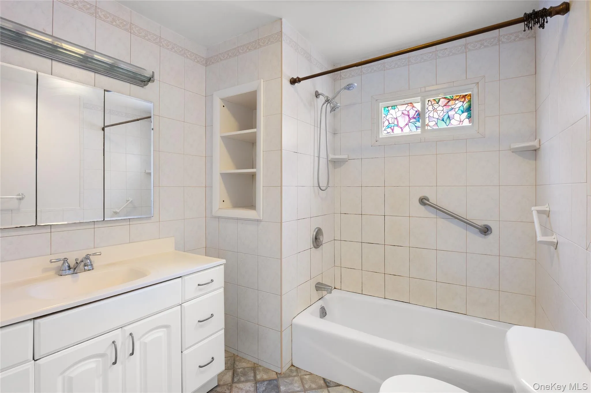 1024 First Avenue, Hempstead, NY, 7 Bedrooms Bedrooms, 12 Rooms Rooms,3 BathroomsBathrooms,Residential,For Rent,First,0,1039041 1024 First Avenue, Hempstead, NY, 7 Bedrooms Bedrooms, 12 Rooms Rooms,3 BathroomsBathrooms,Residential,For Rent,First,0,1039041