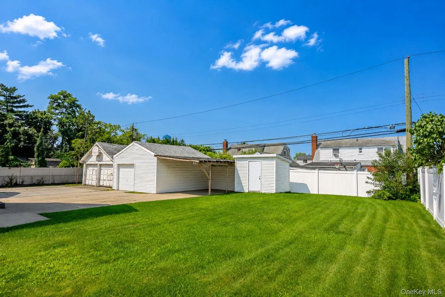 1024 First Avenue, Hempstead, NY, 7 Bedrooms Bedrooms, 12 Rooms Rooms,3 BathroomsBathrooms,Residential,For Rent,First,0,1039041 1024 First Avenue, Hempstead, NY, 7 Bedrooms Bedrooms, 12 Rooms Rooms,3 BathroomsBathrooms,Residential,For Rent,First,0,1039041