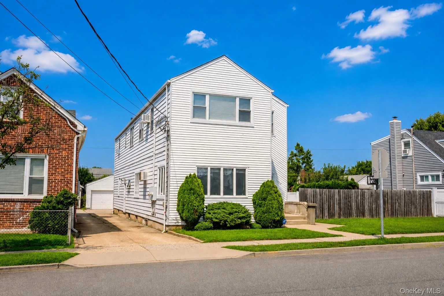 1024 First Avenue, Hempstead, NY, 7 Bedrooms Bedrooms, 12 Rooms Rooms,3 BathroomsBathrooms,Residential,For Rent,First,0,1039041 1024 First Avenue, Hempstead, NY, 7 Bedrooms Bedrooms, 12 Rooms Rooms,3 BathroomsBathrooms,Residential,For Rent,First,0,1039041