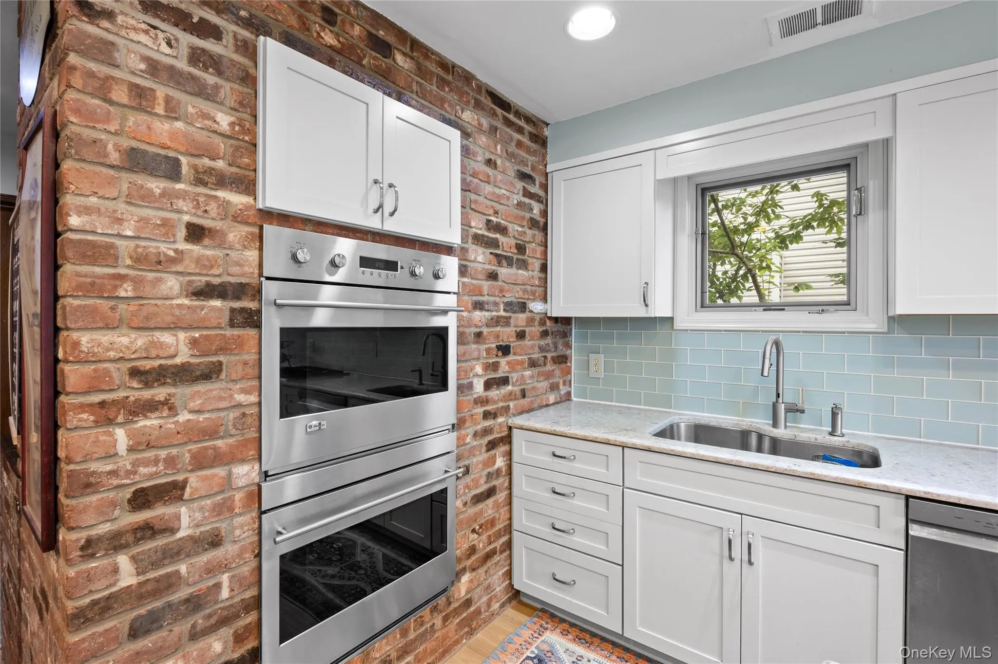 26 Knolls Drive, North Hempstead, NY, 4 Bedrooms Bedrooms, 8 Rooms Rooms,3 BathroomsBathrooms,Residential,For Rent,Knolls,0,1039044 26 Knolls Drive, North Hempstead, NY, 4 Bedrooms Bedrooms, 8 Rooms Rooms,3 BathroomsBathrooms,Residential,For Rent,Knolls,0,1039044