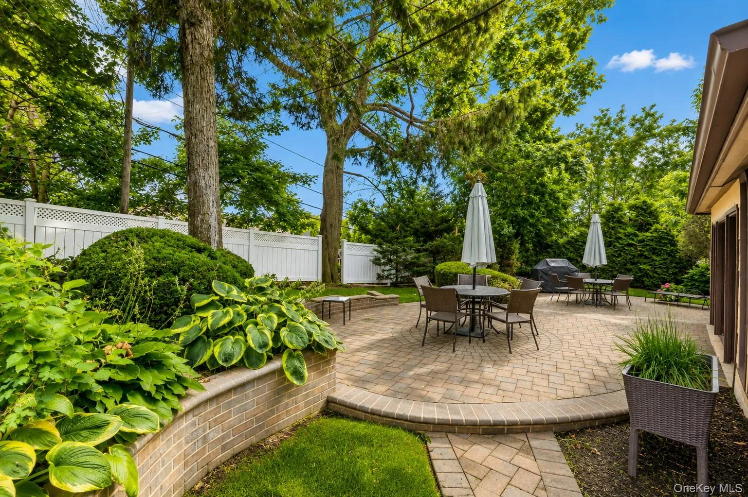 26 Knolls Drive, North Hempstead, NY, 4 Bedrooms Bedrooms, 8 Rooms Rooms,3 BathroomsBathrooms,Residential,For Rent,Knolls,0,1039044 26 Knolls Drive, North Hempstead, NY, 4 Bedrooms Bedrooms, 8 Rooms Rooms,3 BathroomsBathrooms,Residential,For Rent,Knolls,0,1039044