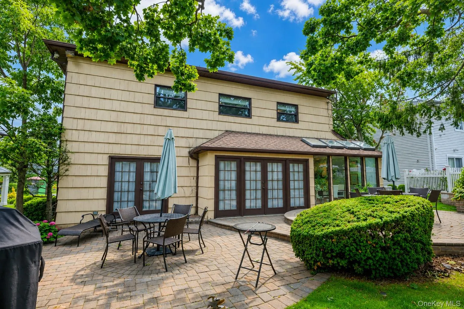 26 Knolls Drive, North Hempstead, NY, 4 Bedrooms Bedrooms, 8 Rooms Rooms,3 BathroomsBathrooms,Residential,For Rent,Knolls,0,1039044 26 Knolls Drive, North Hempstead, NY, 4 Bedrooms Bedrooms, 8 Rooms Rooms,3 BathroomsBathrooms,Residential,For Rent,Knolls,0,1039044