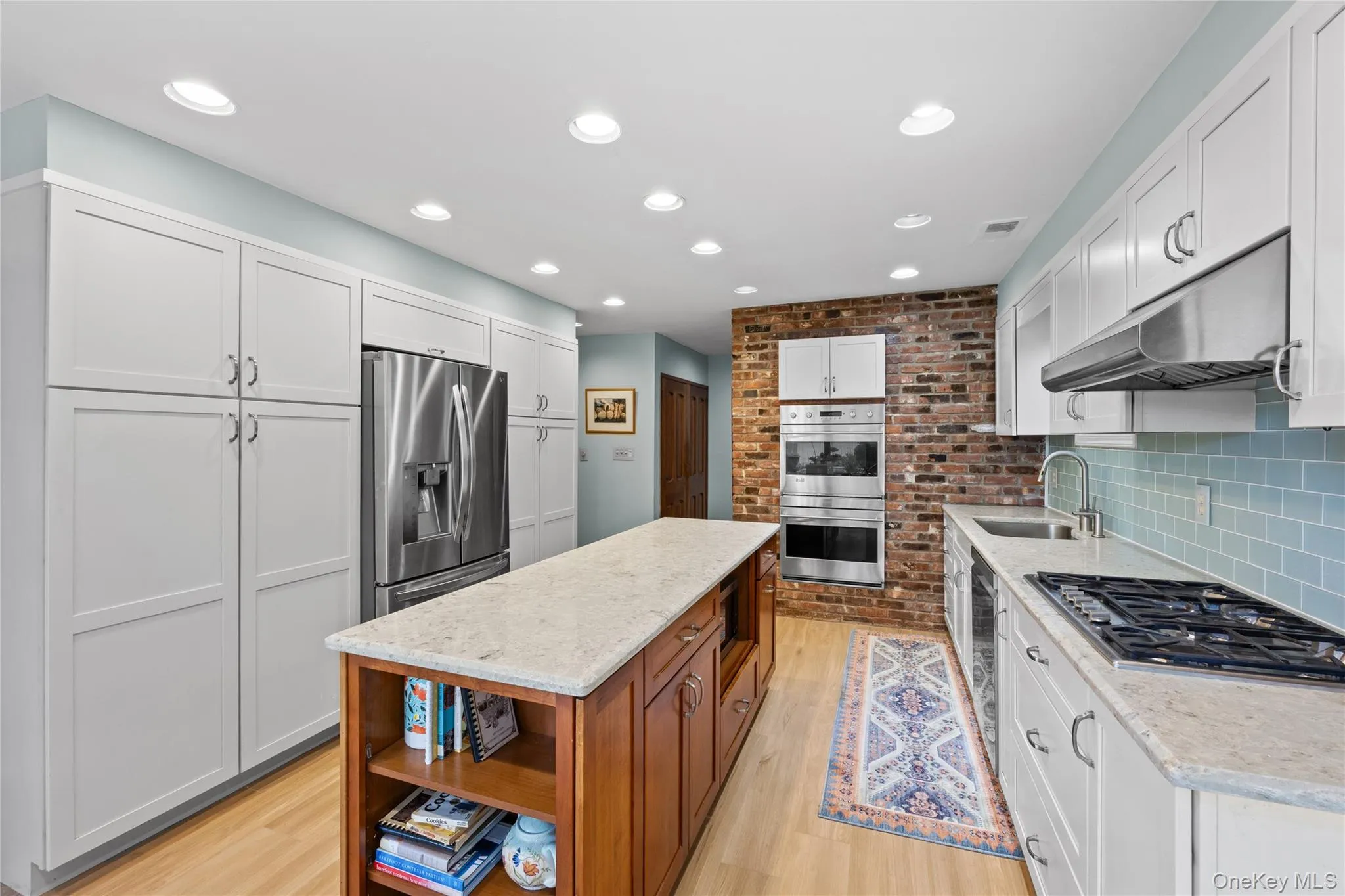 26 Knolls Drive, North Hempstead, NY, 4 Bedrooms Bedrooms, 8 Rooms Rooms,3 BathroomsBathrooms,Residential,For Rent,Knolls,0,1039044 26 Knolls Drive, North Hempstead, NY, 4 Bedrooms Bedrooms, 8 Rooms Rooms,3 BathroomsBathrooms,Residential,For Rent,Knolls,0,1039044