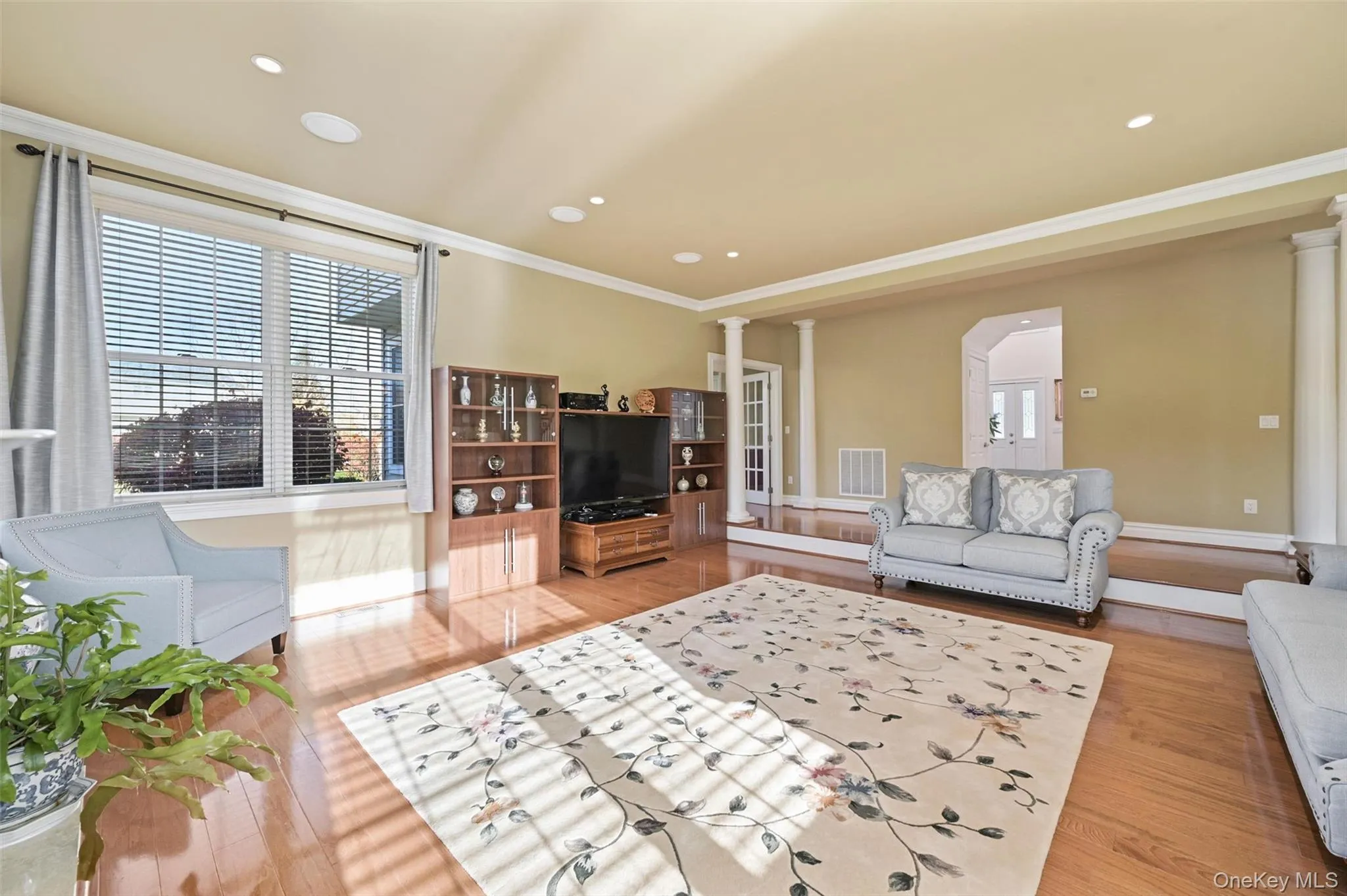 Natural Light graces the home Natural Light graces the home