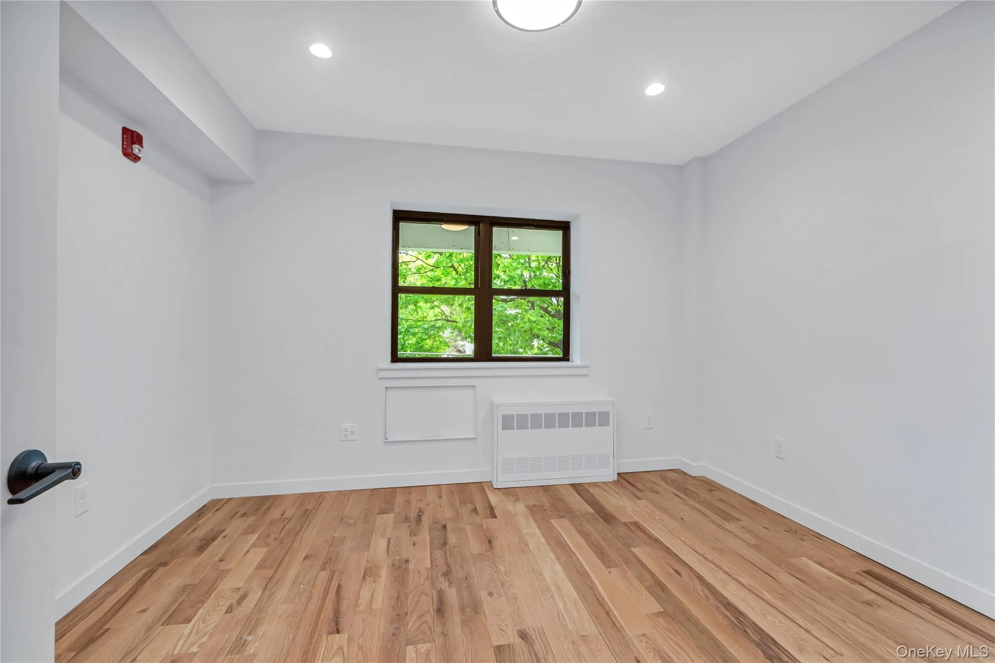 671 Bronx River Road, Yonkers, NY, 2 Bedrooms Bedrooms, 5 Rooms Rooms,1 BathroomBathrooms,Residential,For Rent,Bronx River,0,1039047 671 Bronx River Road, Yonkers, NY, 2 Bedrooms Bedrooms, 5 Rooms Rooms,1 BathroomBathrooms,Residential,For Rent,Bronx River,0,1039047