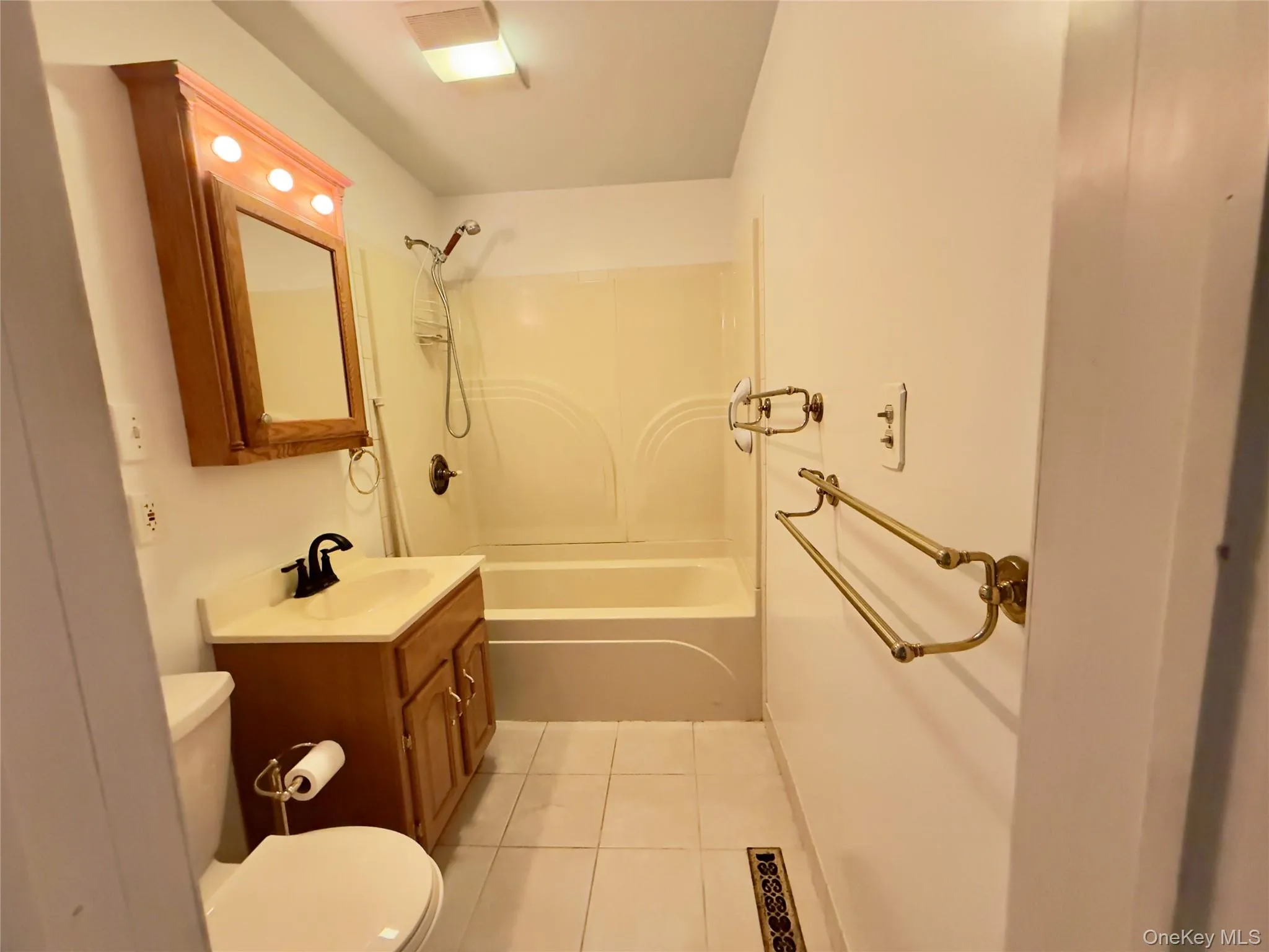25 Church Street, Mount Hope, NY, 4 Bedrooms Bedrooms, 8 Rooms Rooms,1 BathroomBathrooms,Residential,For Rent,Church,0,1039051 25 Church Street, Mount Hope, NY, 4 Bedrooms Bedrooms, 8 Rooms Rooms,1 BathroomBathrooms,Residential,For Rent,Church,0,1039051
