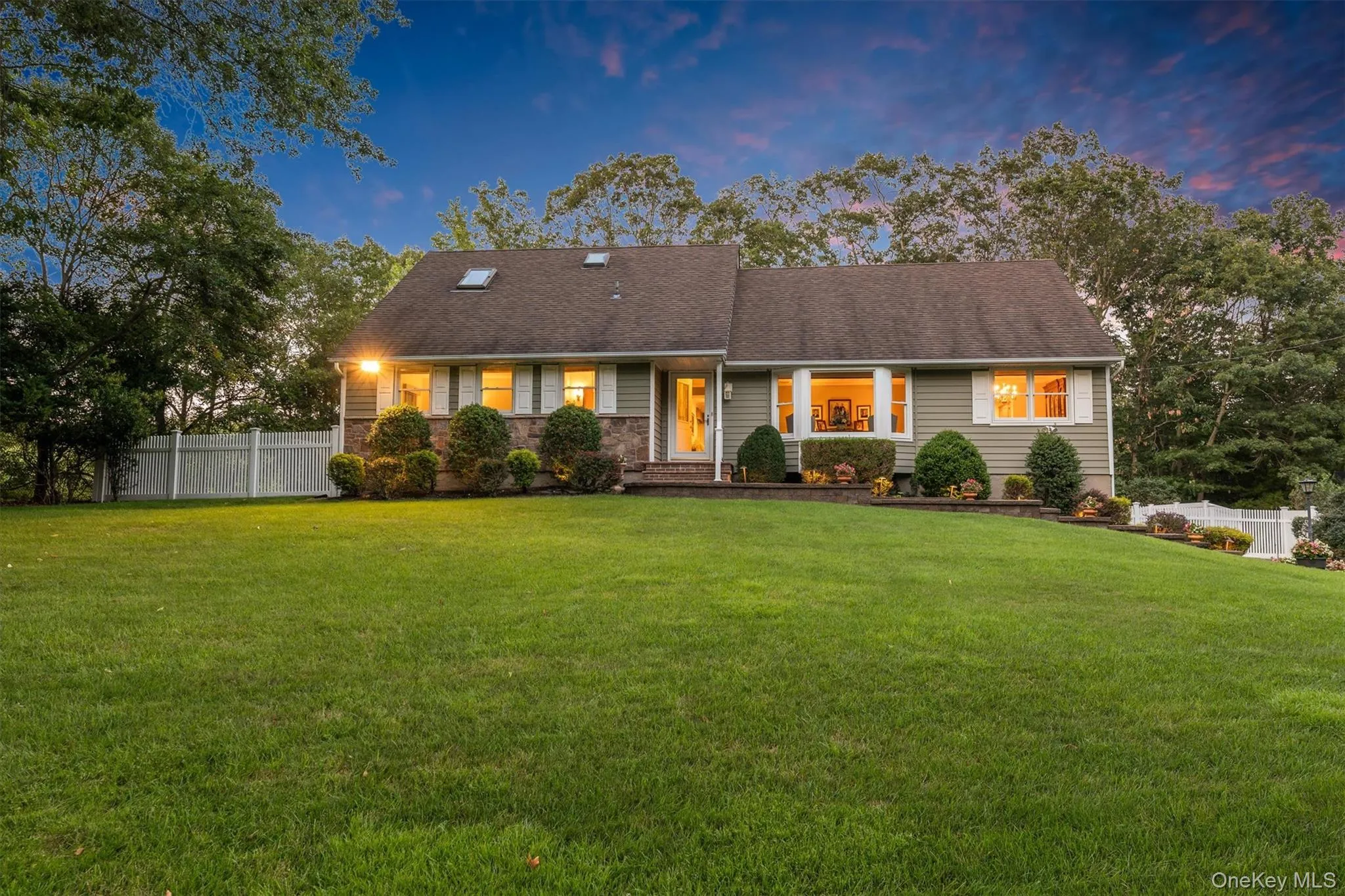 45 Hillcrest Avenue, Brookhaven, NY, 4 Bedrooms Bedrooms, 8 Rooms Rooms,4 BathroomsBathrooms,Residential,For Rent,Hillcrest,0,1039052 45 Hillcrest Avenue, Brookhaven, NY, 4 Bedrooms Bedrooms, 8 Rooms Rooms,4 BathroomsBathrooms,Residential,For Rent,Hillcrest,0,1039052