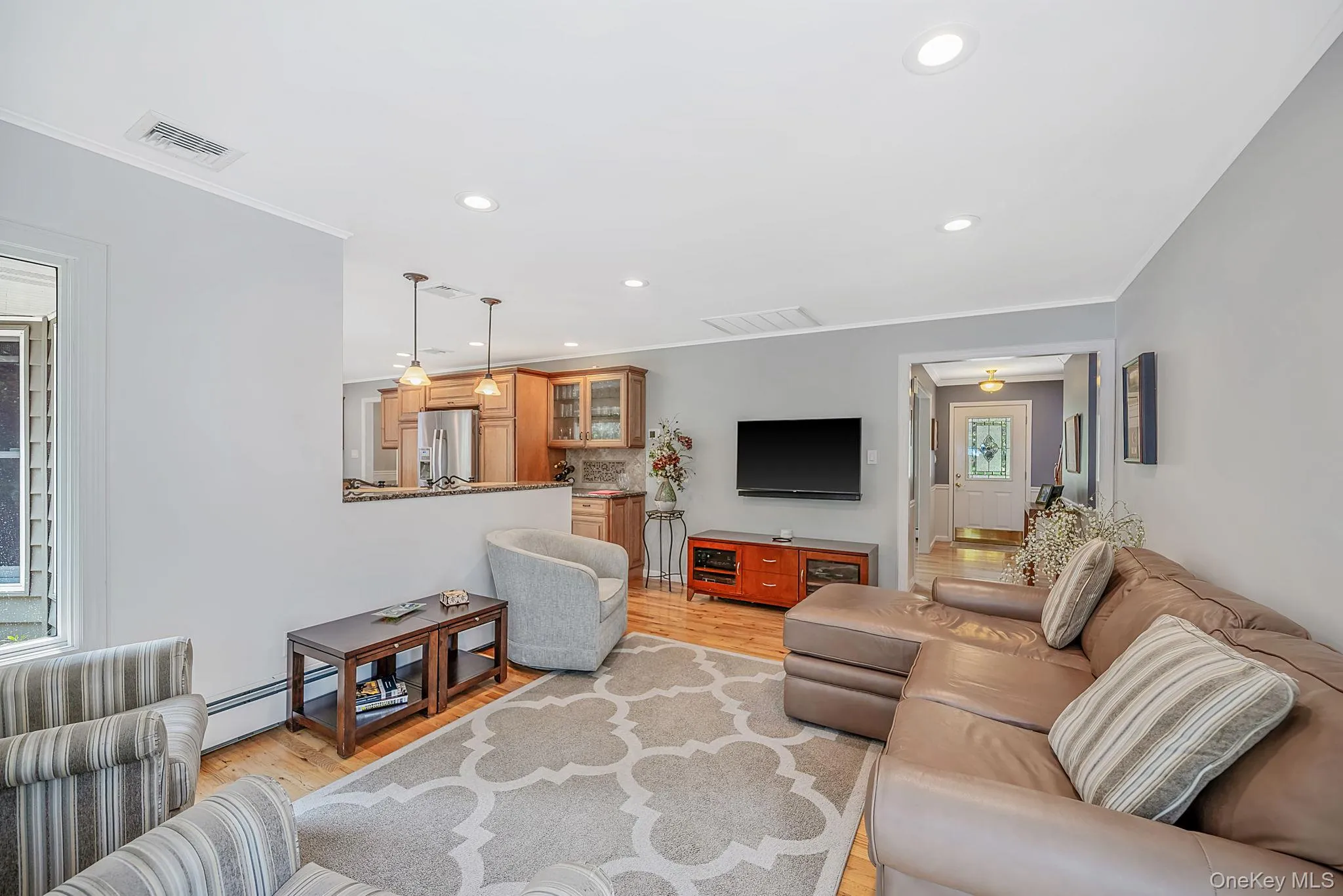 45 Hillcrest Avenue, Brookhaven, NY, 4 Bedrooms Bedrooms, 8 Rooms Rooms,4 BathroomsBathrooms,Residential,For Rent,Hillcrest,0,1039052 45 Hillcrest Avenue, Brookhaven, NY, 4 Bedrooms Bedrooms, 8 Rooms Rooms,4 BathroomsBathrooms,Residential,For Rent,Hillcrest,0,1039052