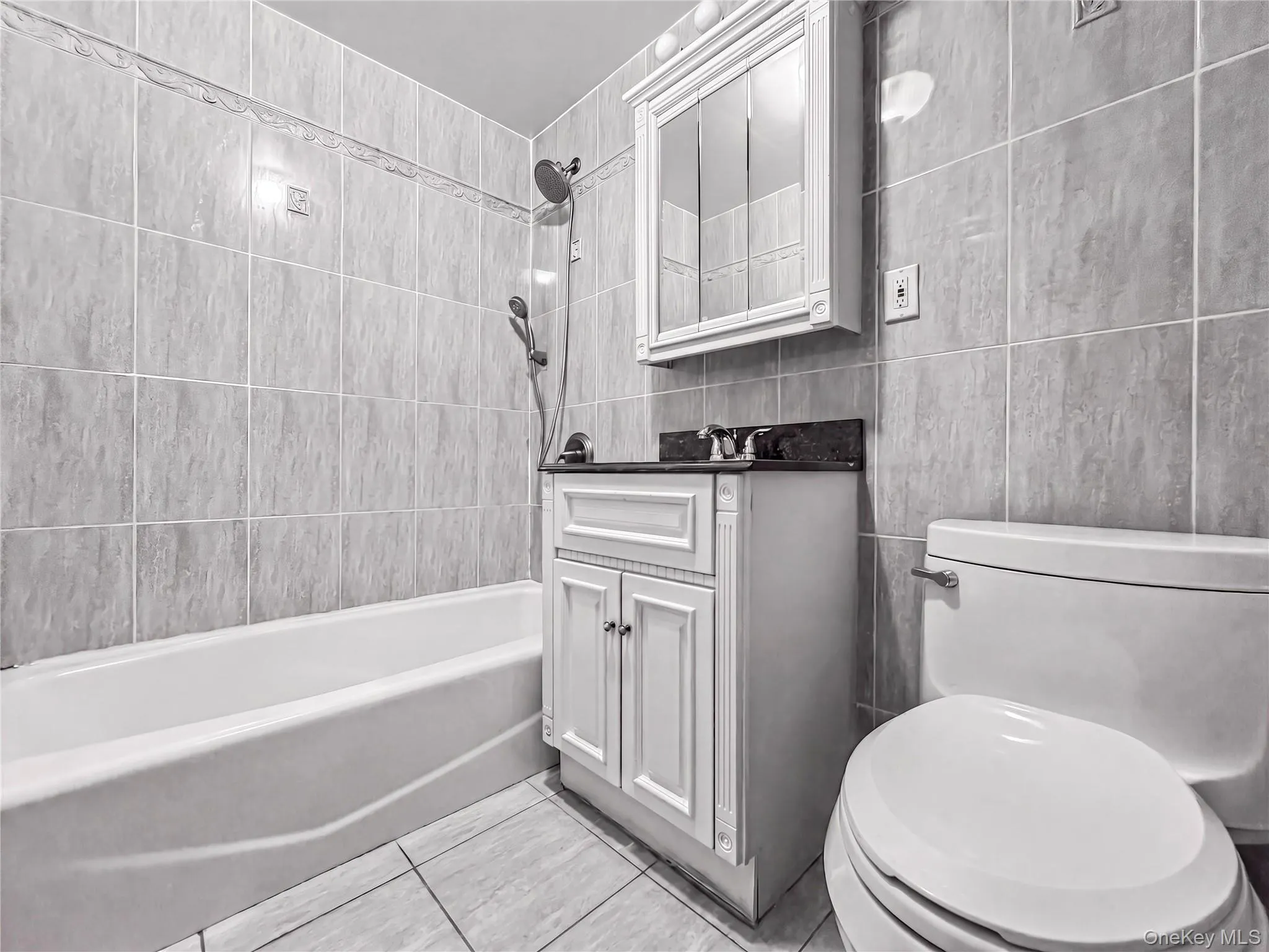 339 Avenue P, New York, NY, 2 Bedrooms Bedrooms, 3 Rooms Rooms,2 BathroomsBathrooms,Residential,For Rent,Avenue P,0,1039067 339 Avenue P, New York, NY, 2 Bedrooms Bedrooms, 3 Rooms Rooms,2 BathroomsBathrooms,Residential,For Rent,Avenue P,0,1039067