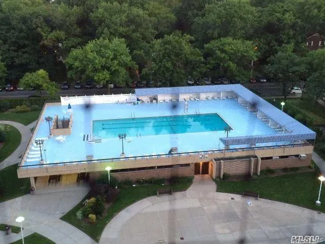 150-38 Union Turnpike, New York, NY, 1 Bedroom Bedrooms, 5 Rooms Rooms,1 BathroomBathrooms,Residential,For Rent,Union,0,1039069 150-38 Union Turnpike, New York, NY, 1 Bedroom Bedrooms, 5 Rooms Rooms,1 BathroomBathrooms,Residential,For Rent,Union,0,1039069