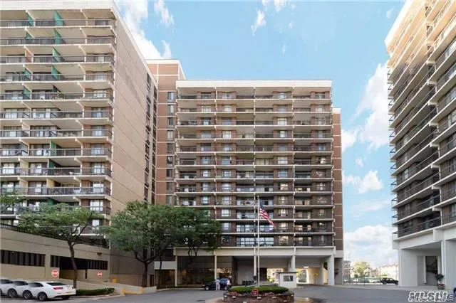150-38 Union Turnpike, New York, NY, 1 Bedroom Bedrooms, 5 Rooms Rooms,1 BathroomBathrooms,Residential,For Rent,Union,0,1039069 150-38 Union Turnpike, New York, NY, 1 Bedroom Bedrooms, 5 Rooms Rooms,1 BathroomBathrooms,Residential,For Rent,Union,0,1039069