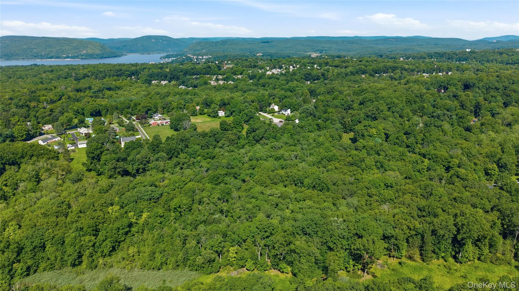 278 Lafayette Avenue, Cortlandt, NY, 2 Bedrooms Bedrooms, 6 Rooms Rooms,1 BathroomBathrooms,Residential,For Rent,Lafayette,0,1039073 278 Lafayette Avenue, Cortlandt, NY, 2 Bedrooms Bedrooms, 6 Rooms Rooms,1 BathroomBathrooms,Residential,For Rent,Lafayette,0,1039073