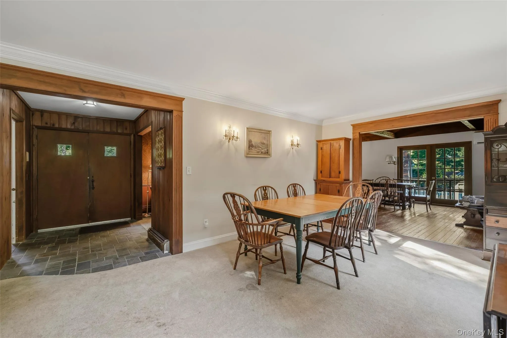 The open flow of the house lends itself to ease in entertaining. The open flow of the house lends itself to ease in entertaining.