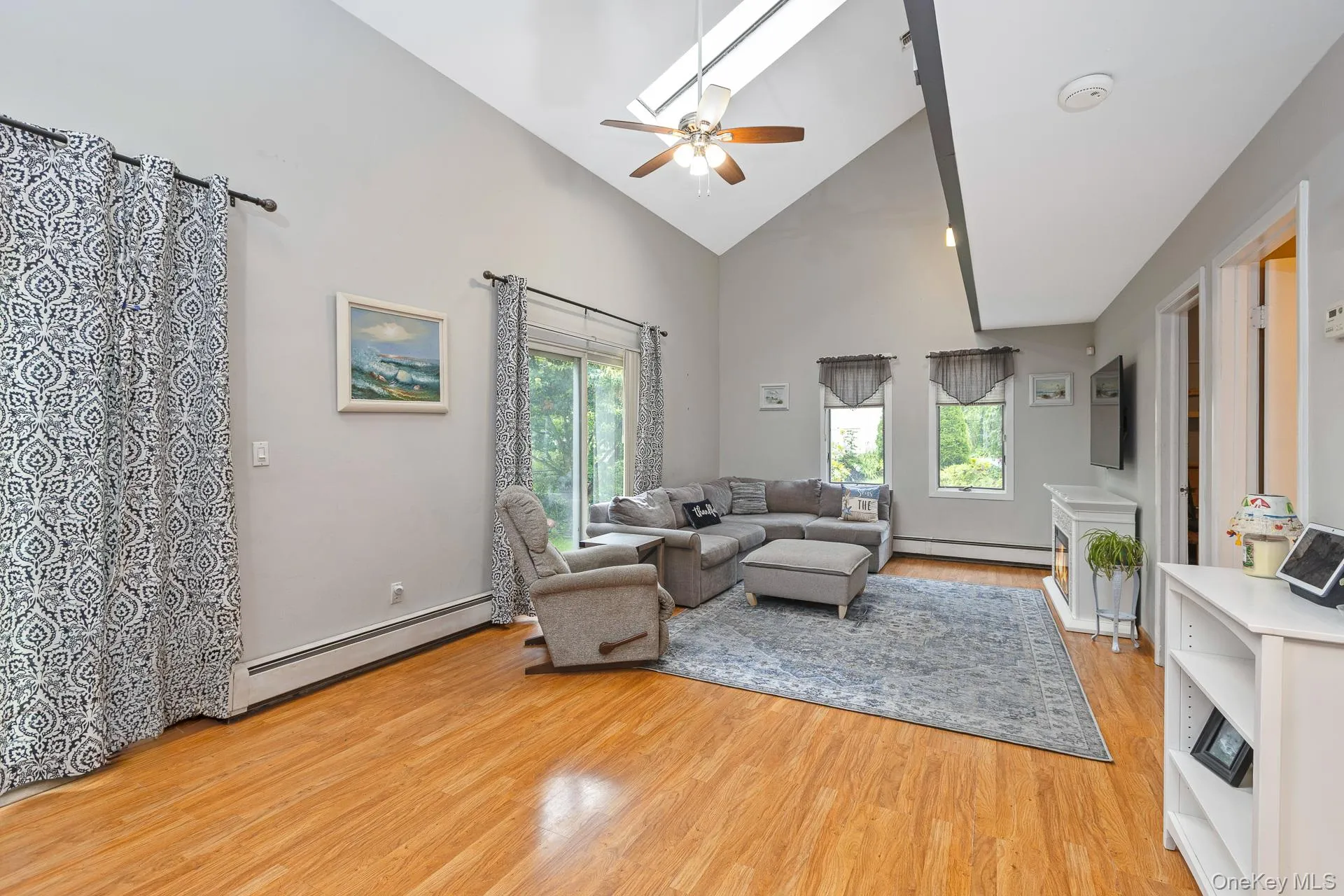30 Long Pond Road, Riverhead, NY, 4 Bedrooms Bedrooms, 9 Rooms Rooms,3 BathroomsBathrooms,Residential,For Rent,Long Pond,0,1039087 30 Long Pond Road, Riverhead, NY, 4 Bedrooms Bedrooms, 9 Rooms Rooms,3 BathroomsBathrooms,Residential,For Rent,Long Pond,0,1039087