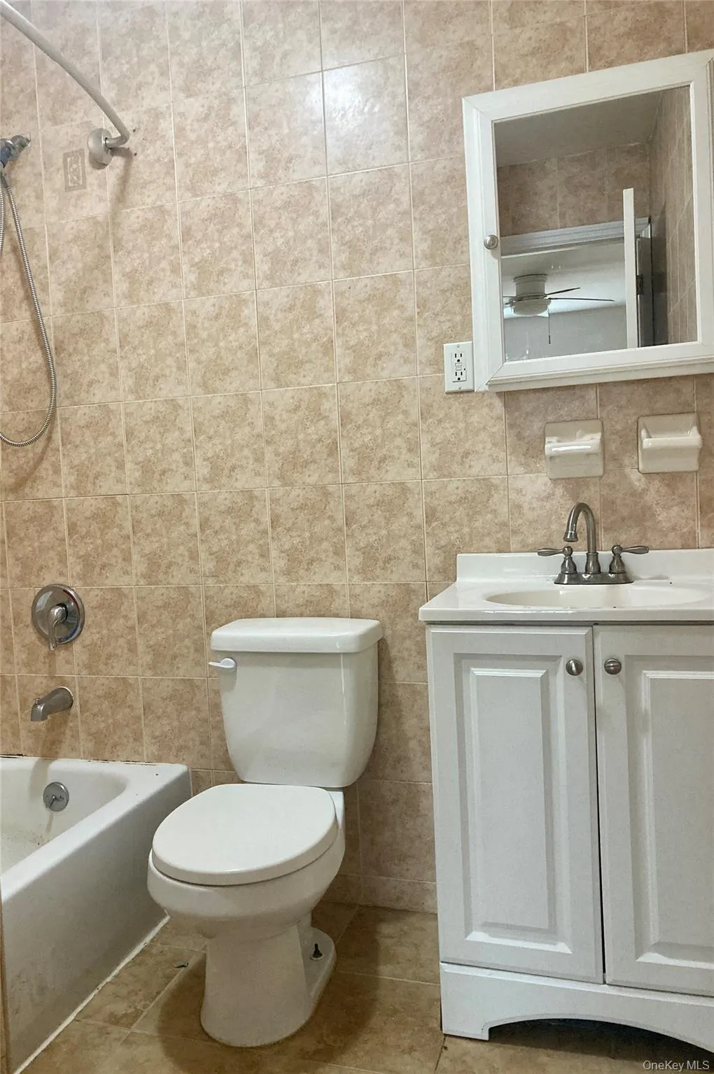 770 161st Street, New York, NY, 3 Bedrooms Bedrooms, 6 Rooms Rooms,2 BathroomsBathrooms,Residential Lease,For Rent,161st,0,1039089 770 161st Street, New York, NY, 3 Bedrooms Bedrooms, 6 Rooms Rooms,2 BathroomsBathrooms,Residential Lease,For Rent,161st,0,1039089