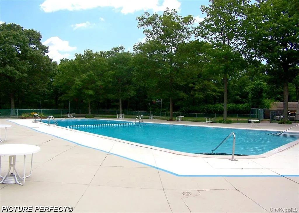 159 Cambridge Drive, Brookhaven, NY, 1 Bedroom Bedrooms, 4 Rooms Rooms,1 BathroomBathrooms,Residential,For Rent,Cambridge,0,1039091 159 Cambridge Drive, Brookhaven, NY, 1 Bedroom Bedrooms, 4 Rooms Rooms,1 BathroomBathrooms,Residential,For Rent,Cambridge,0,1039091