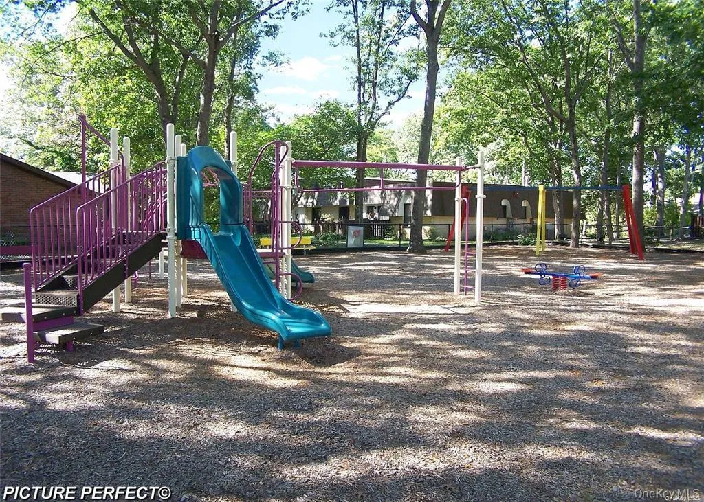 159 Cambridge Drive, Brookhaven, NY, 1 Bedroom Bedrooms, 4 Rooms Rooms,1 BathroomBathrooms,Residential,For Rent,Cambridge,0,1039091 159 Cambridge Drive, Brookhaven, NY, 1 Bedroom Bedrooms, 4 Rooms Rooms,1 BathroomBathrooms,Residential,For Rent,Cambridge,0,1039091