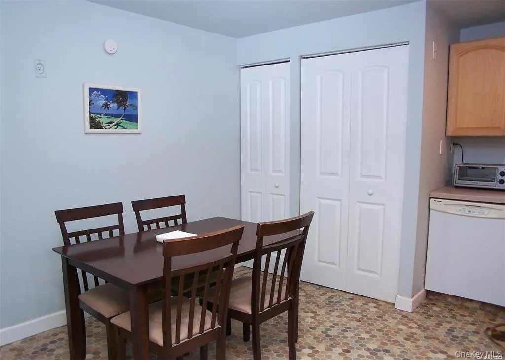 159 Cambridge Drive, Brookhaven, NY, 1 Bedroom Bedrooms, 4 Rooms Rooms,1 BathroomBathrooms,Residential,For Rent,Cambridge,0,1039091 159 Cambridge Drive, Brookhaven, NY, 1 Bedroom Bedrooms, 4 Rooms Rooms,1 BathroomBathrooms,Residential,For Rent,Cambridge,0,1039091