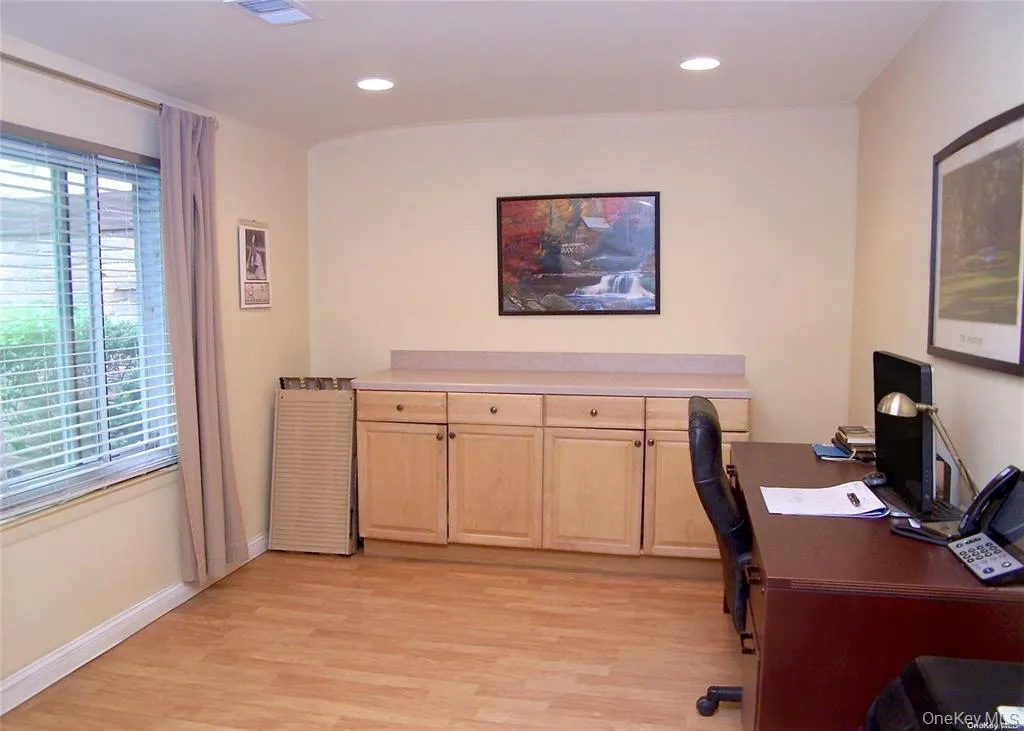 159 Cambridge Drive, Brookhaven, NY, 1 Bedroom Bedrooms, 4 Rooms Rooms,1 BathroomBathrooms,Residential,For Rent,Cambridge,0,1039091 159 Cambridge Drive, Brookhaven, NY, 1 Bedroom Bedrooms, 4 Rooms Rooms,1 BathroomBathrooms,Residential,For Rent,Cambridge,0,1039091