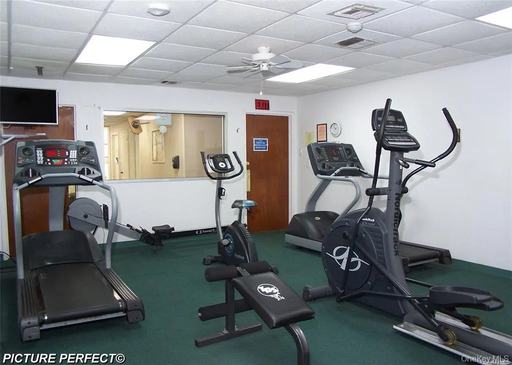 159 Cambridge Drive, Brookhaven, NY, 1 Bedroom Bedrooms, 4 Rooms Rooms,1 BathroomBathrooms,Residential,For Rent,Cambridge,0,1039091 159 Cambridge Drive, Brookhaven, NY, 1 Bedroom Bedrooms, 4 Rooms Rooms,1 BathroomBathrooms,Residential,For Rent,Cambridge,0,1039091