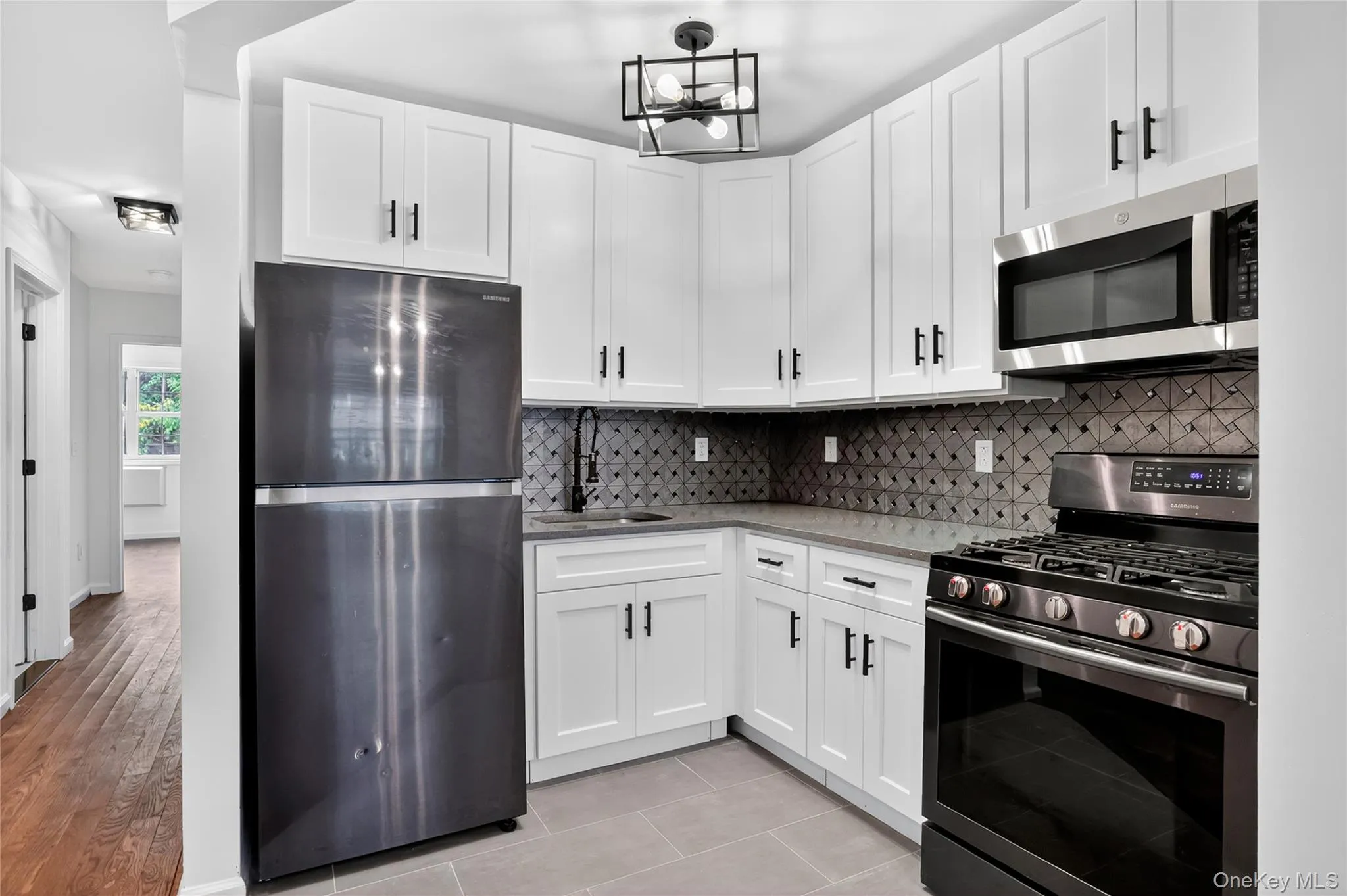 596 164 Avenue, New York, NY, 3 Bedrooms Bedrooms, 6 Rooms Rooms,2 BathroomsBathrooms,Residential Lease,For Rent,164,0,1039092 596 164 Avenue, New York, NY, 3 Bedrooms Bedrooms, 6 Rooms Rooms,2 BathroomsBathrooms,Residential Lease,For Rent,164,0,1039092