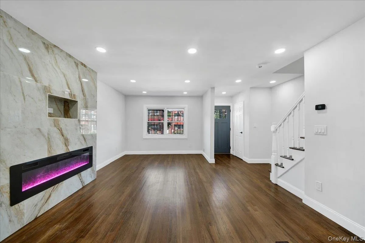 1052 227th Street, New York, NY, 4 Bedrooms Bedrooms, 6 Rooms Rooms,2 BathroomsBathrooms,Residential,For Rent,227th,0,1039093 1052 227th Street, New York, NY, 4 Bedrooms Bedrooms, 6 Rooms Rooms,2 BathroomsBathrooms,Residential,For Rent,227th,0,1039093