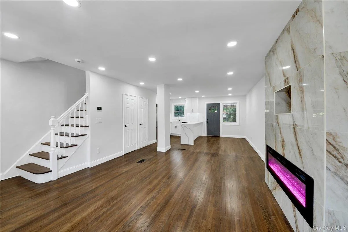 1052 227th Street, New York, NY, 4 Bedrooms Bedrooms, 6 Rooms Rooms,2 BathroomsBathrooms,Residential,For Rent,227th,0,1039093 1052 227th Street, New York, NY, 4 Bedrooms Bedrooms, 6 Rooms Rooms,2 BathroomsBathrooms,Residential,For Rent,227th,0,1039093