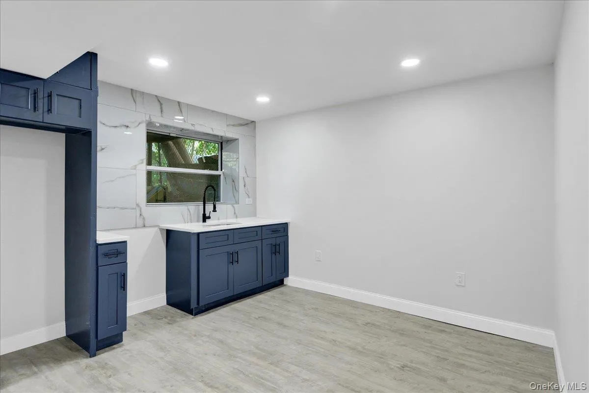 1052 227th Street, New York, NY, 4 Bedrooms Bedrooms, 6 Rooms Rooms,2 BathroomsBathrooms,Residential,For Rent,227th,0,1039093 1052 227th Street, New York, NY, 4 Bedrooms Bedrooms, 6 Rooms Rooms,2 BathroomsBathrooms,Residential,For Rent,227th,0,1039093
