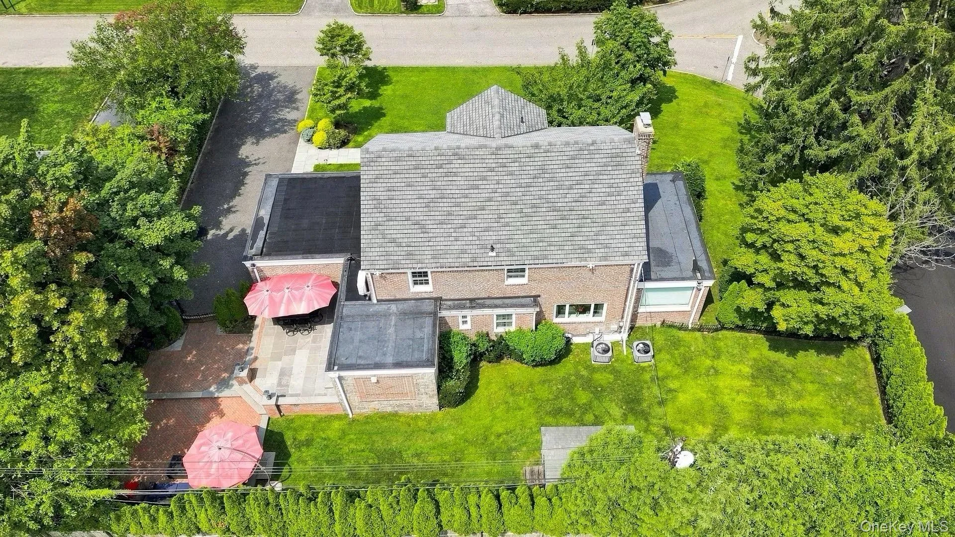 1 Shore Park Road, North Hempstead, NY, 4 Bedrooms Bedrooms, 8 Rooms Rooms,4 BathroomsBathrooms,Residential,For Rent,Shore Park,0,1039094 1 Shore Park Road, North Hempstead, NY, 4 Bedrooms Bedrooms, 8 Rooms Rooms,4 BathroomsBathrooms,Residential,For Rent,Shore Park,0,1039094