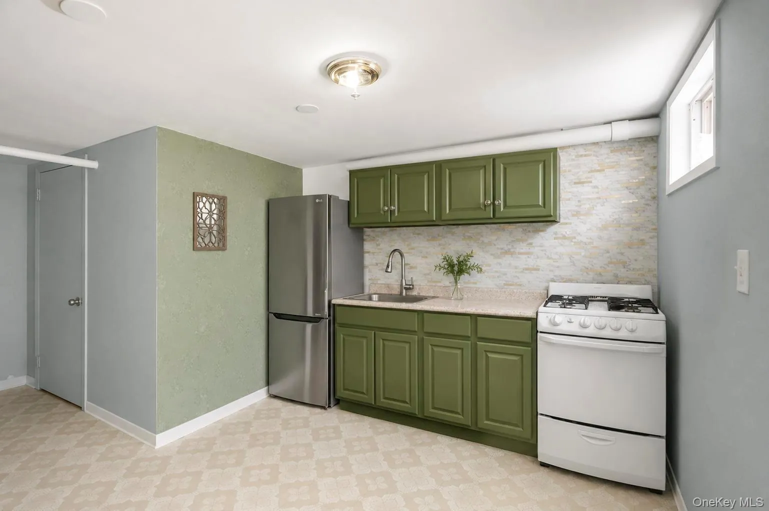25-50 86th Street, New York, NY, 2 Bedrooms Bedrooms, 8 Rooms Rooms,2 BathroomsBathrooms,Residential,For Rent,86th,0,1039099 25-50 86th Street, New York, NY, 2 Bedrooms Bedrooms, 8 Rooms Rooms,2 BathroomsBathrooms,Residential,For Rent,86th,0,1039099