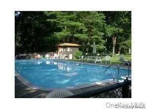 Well maintained pool Well maintained pool