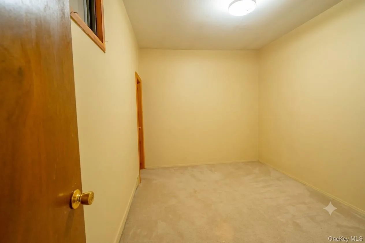 30 Segatogue Lane, Brookhaven, NY, 4 Bedrooms Bedrooms, 11 Rooms Rooms,3 BathroomsBathrooms,Residential,For Rent,Segatogue,0,1039108 30 Segatogue Lane, Brookhaven, NY, 4 Bedrooms Bedrooms, 11 Rooms Rooms,3 BathroomsBathrooms,Residential,For Rent,Segatogue,0,1039108