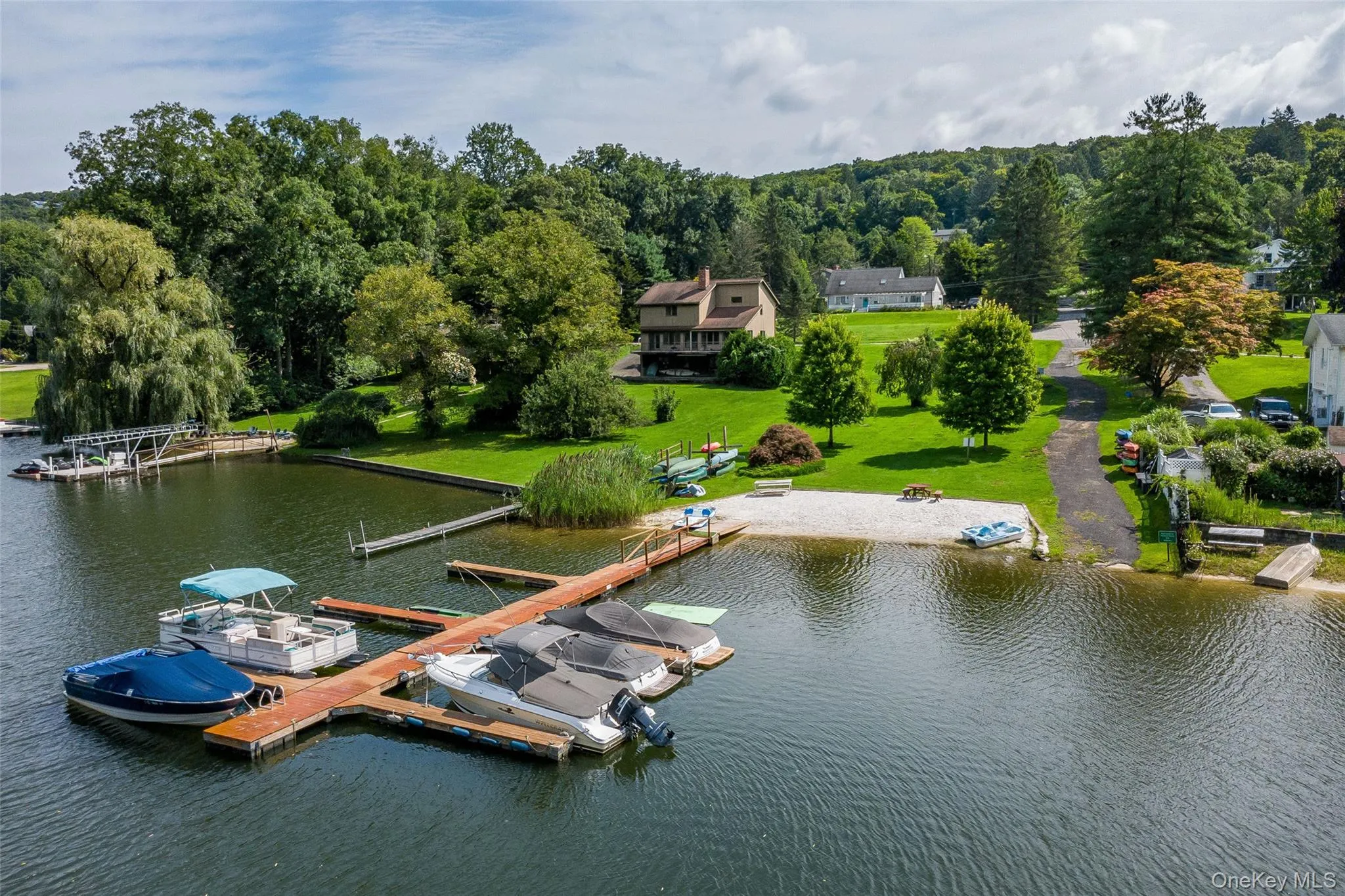 8 Pinewood Sherman Shores, Sherman, CT, 3 Bedrooms Bedrooms, 6 Rooms Rooms,2 BathroomsBathrooms,Residential,For Rent,Pinewood Sherman,0,1039109 8 Pinewood Sherman Shores, Sherman, CT, 3 Bedrooms Bedrooms, 6 Rooms Rooms,2 BathroomsBathrooms,Residential,For Rent,Pinewood Sherman,0,1039109