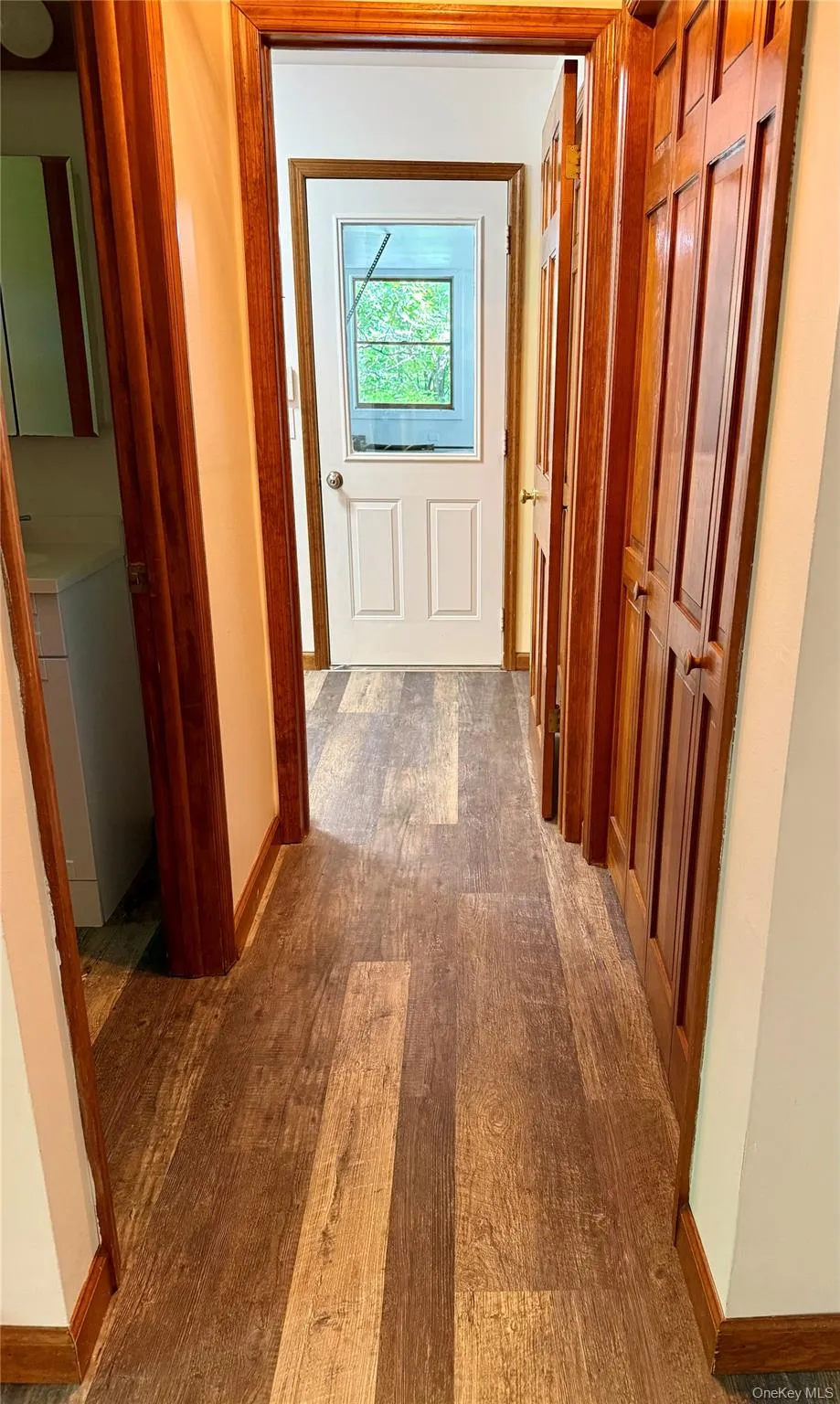 2 Durmo Road, Gardiner, NY, 3 Bedrooms Bedrooms, 7 Rooms Rooms,2 BathroomsBathrooms,Residential,For Rent,Durmo,0,1039110 2 Durmo Road, Gardiner, NY, 3 Bedrooms Bedrooms, 7 Rooms Rooms,2 BathroomsBathrooms,Residential,For Rent,Durmo,0,1039110