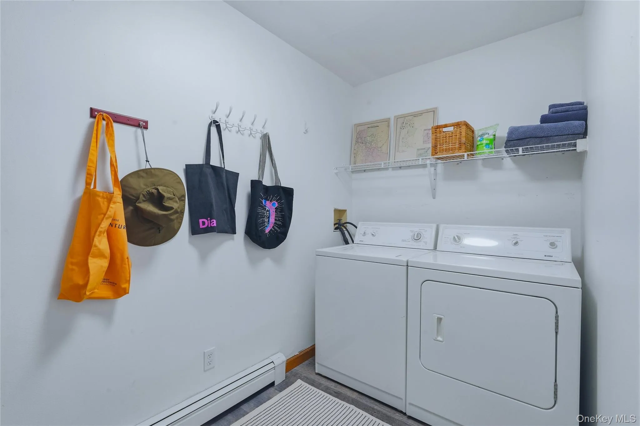 2 Durmo Road, Gardiner, NY, 3 Bedrooms Bedrooms, 7 Rooms Rooms,2 BathroomsBathrooms,Residential,For Rent,Durmo,0,1039110 2 Durmo Road, Gardiner, NY, 3 Bedrooms Bedrooms, 7 Rooms Rooms,2 BathroomsBathrooms,Residential,For Rent,Durmo,0,1039110