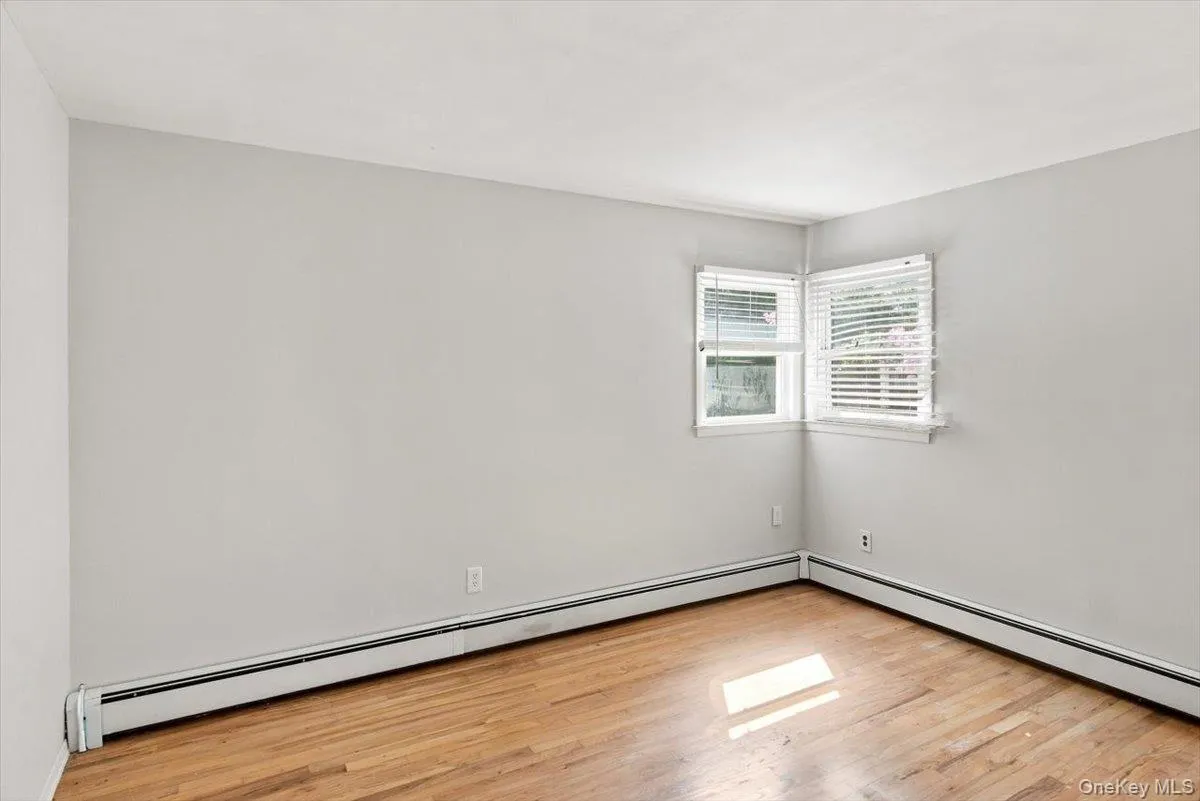 189 Belleview Avenue, Brookhaven, NY, 3 Bedrooms Bedrooms, 7 Rooms Rooms,2 BathroomsBathrooms,Residential,For Rent,Belleview,0,1039117 189 Belleview Avenue, Brookhaven, NY, 3 Bedrooms Bedrooms, 7 Rooms Rooms,2 BathroomsBathrooms,Residential,For Rent,Belleview,0,1039117