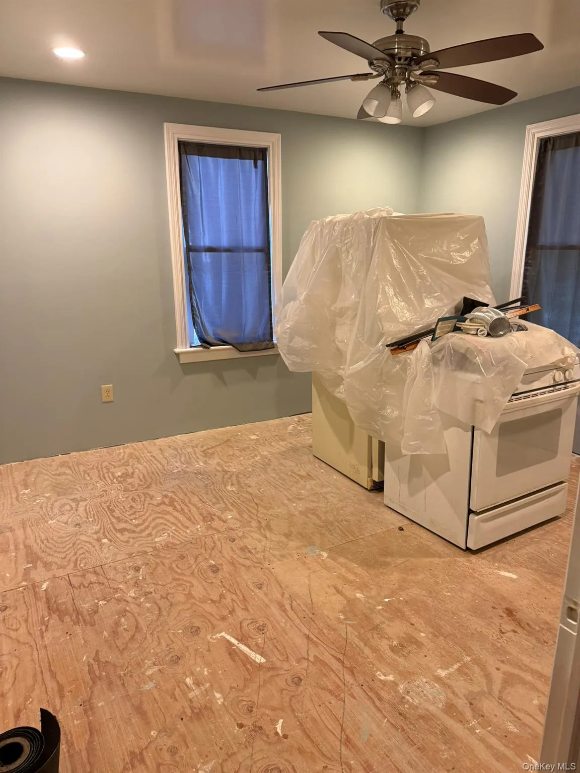 9 Chimney Pot Lane, Greenburgh, NY, 4 Bedrooms Bedrooms, 8 Rooms Rooms,2 BathroomsBathrooms,Residential,For Rent,Chimney Pot,0,1039121 9 Chimney Pot Lane, Greenburgh, NY, 4 Bedrooms Bedrooms, 8 Rooms Rooms,2 BathroomsBathrooms,Residential,For Rent,Chimney Pot,0,1039121