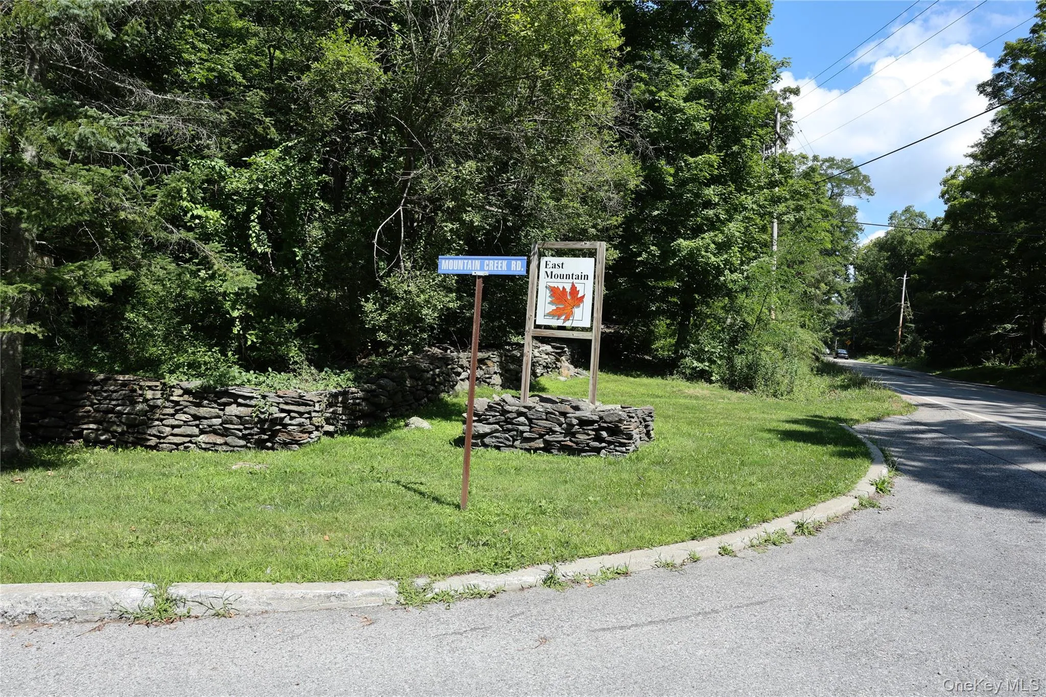 150 Deer Hollow Road, Union Vale, NY, 3 Bedrooms Bedrooms, 10 Rooms Rooms,3 BathroomsBathrooms,Residential,For Rent,Deer Hollow,0,1039126 150 Deer Hollow Road, Union Vale, NY, 3 Bedrooms Bedrooms, 10 Rooms Rooms,3 BathroomsBathrooms,Residential,For Rent,Deer Hollow,0,1039126