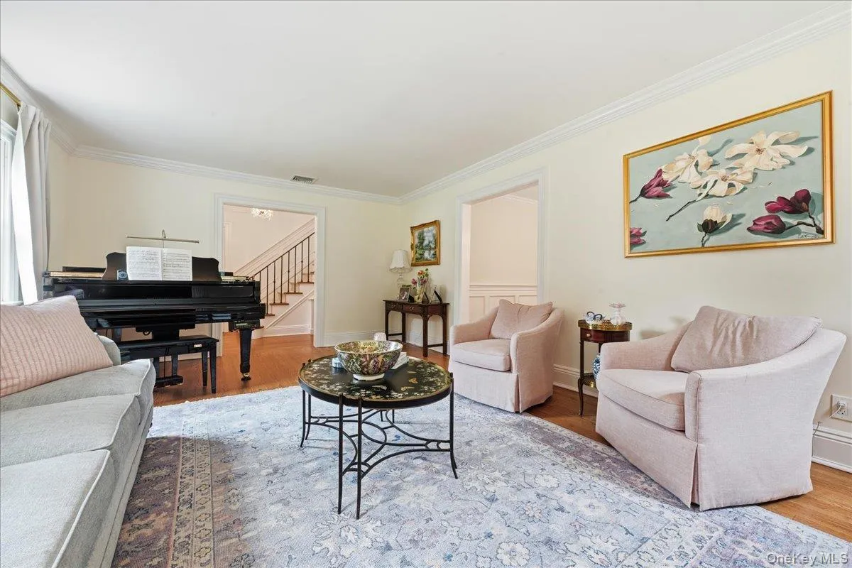 60 Kenwood Road, Hempstead, NY, 4 Bedrooms Bedrooms, 10 Rooms Rooms,3 BathroomsBathrooms,Residential,For Rent,Kenwood,0,1039129 60 Kenwood Road, Hempstead, NY, 4 Bedrooms Bedrooms, 10 Rooms Rooms,3 BathroomsBathrooms,Residential,For Rent,Kenwood,0,1039129