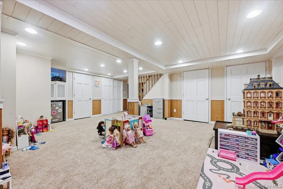 60 Kenwood Road, Hempstead, NY, 4 Bedrooms Bedrooms, 10 Rooms Rooms,3 BathroomsBathrooms,Residential,For Rent,Kenwood,0,1039129 60 Kenwood Road, Hempstead, NY, 4 Bedrooms Bedrooms, 10 Rooms Rooms,3 BathroomsBathrooms,Residential,For Rent,Kenwood,0,1039129