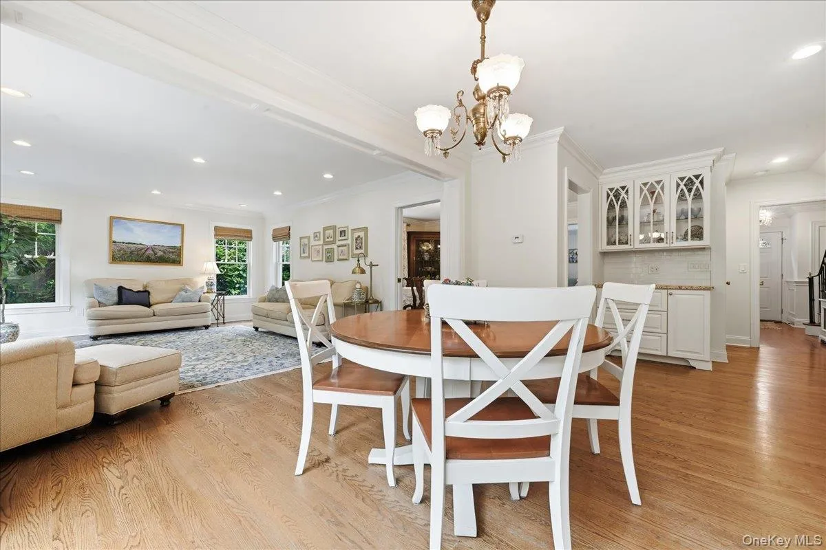 60 Kenwood Road, Hempstead, NY, 4 Bedrooms Bedrooms, 10 Rooms Rooms,3 BathroomsBathrooms,Residential,For Rent,Kenwood,0,1039129 60 Kenwood Road, Hempstead, NY, 4 Bedrooms Bedrooms, 10 Rooms Rooms,3 BathroomsBathrooms,Residential,For Rent,Kenwood,0,1039129