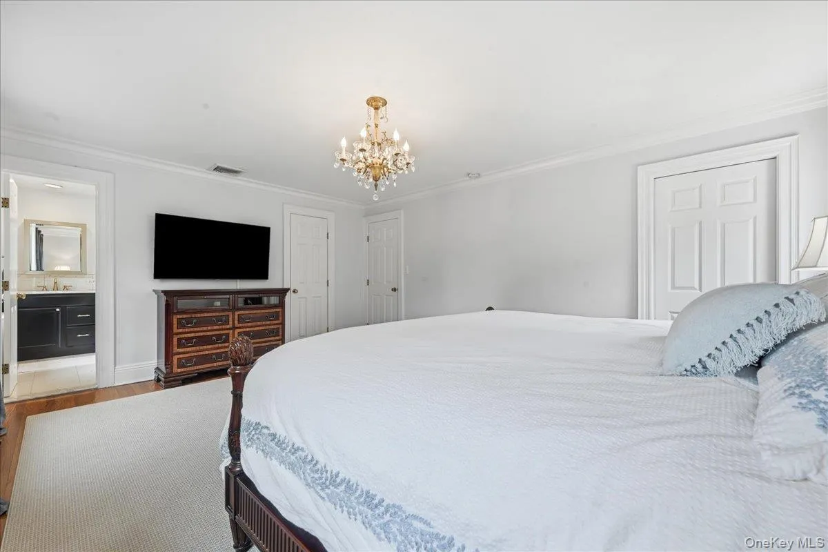 60 Kenwood Road, Hempstead, NY, 4 Bedrooms Bedrooms, 10 Rooms Rooms,3 BathroomsBathrooms,Residential,For Rent,Kenwood,0,1039129 60 Kenwood Road, Hempstead, NY, 4 Bedrooms Bedrooms, 10 Rooms Rooms,3 BathroomsBathrooms,Residential,For Rent,Kenwood,0,1039129