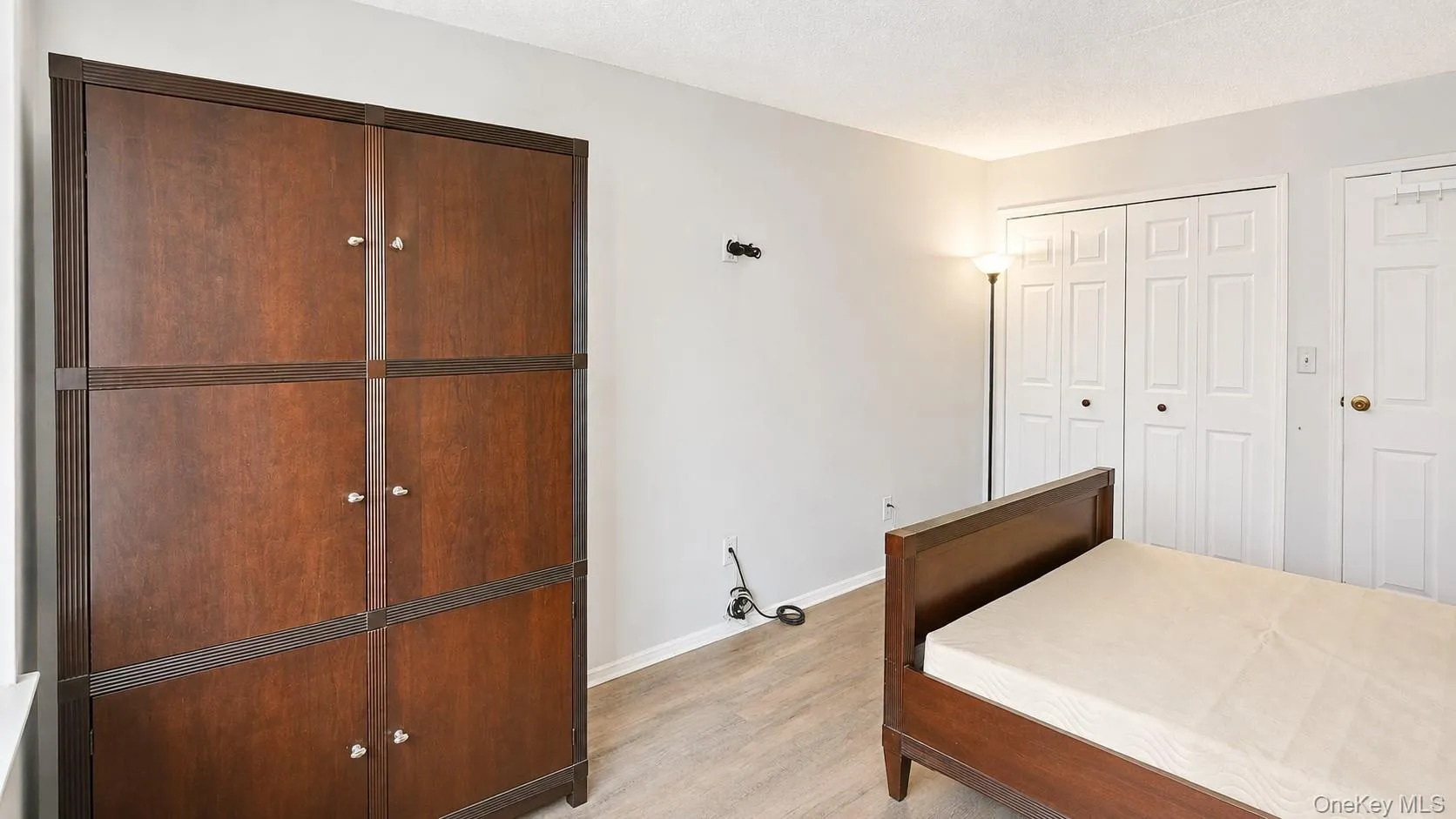 687 Bronx River Road, Yonkers, NY, 1 Bedroom Bedrooms, 5 Rooms Rooms,1 BathroomBathrooms,Residential,For Rent,Bronx River,0,1039130 687 Bronx River Road, Yonkers, NY, 1 Bedroom Bedrooms, 5 Rooms Rooms,1 BathroomBathrooms,Residential,For Rent,Bronx River,0,1039130